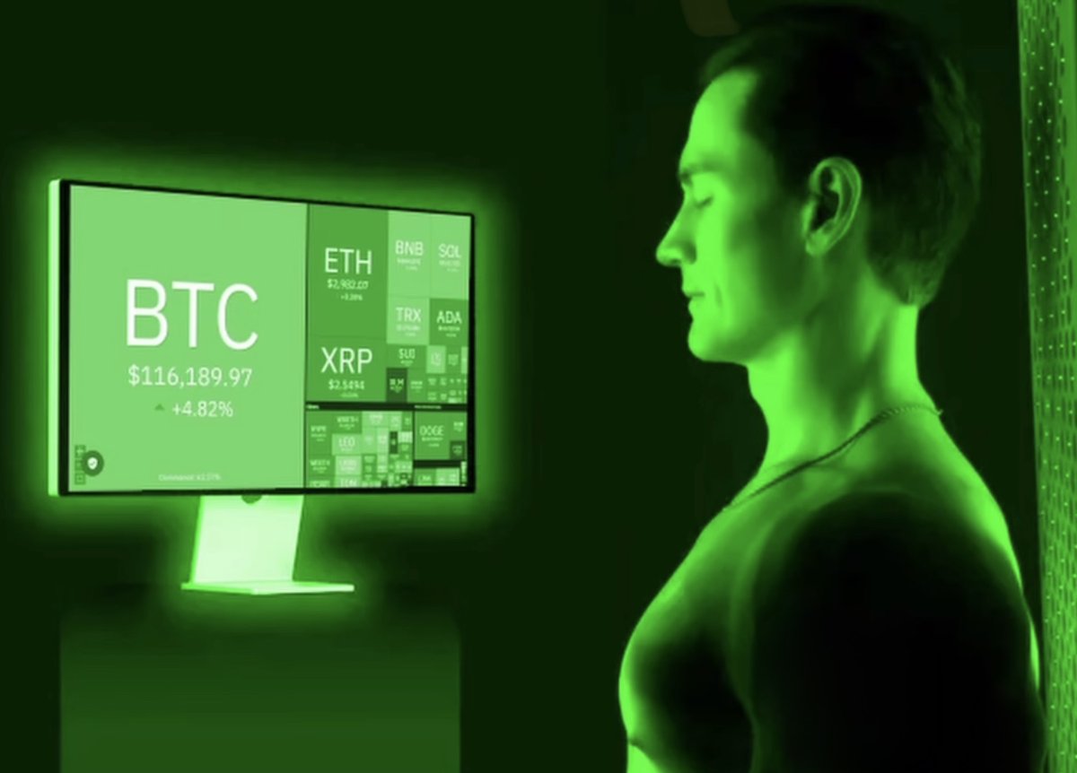 Crypto bros doing green light therapy today 🤣