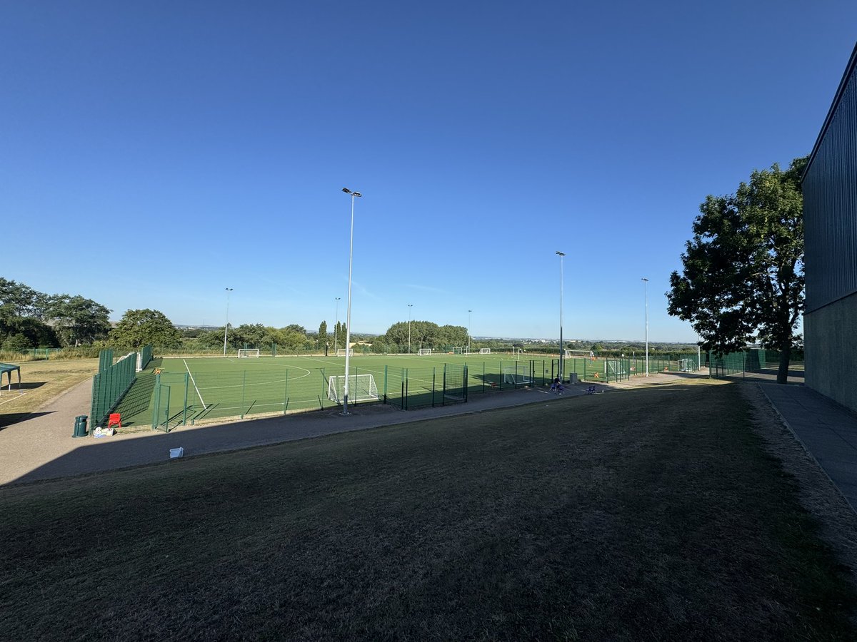 🎉 It’s Sports Day! The sun is out, the scene is set, and we’re raring to go! 💪🔥
Good luck to all our form groups — let the games begin! 🏃‍♂️🏆🎽 #SportsDay #GameOn #WeAreCrofton