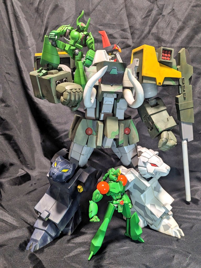 プラモはダンクーガBURNのみで、鋼鉄の狩人とダイソードはガレージキットだけど。

#みどりーいプラモあげまへんか