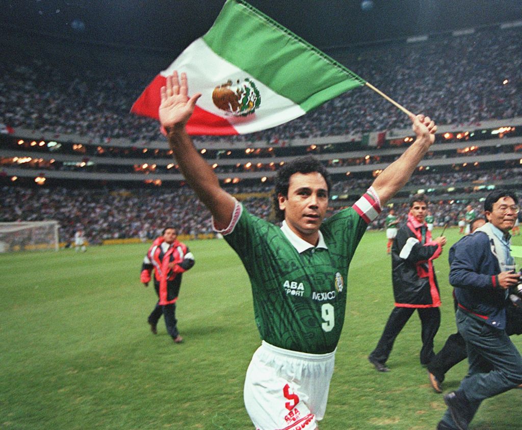 Happy birthday, Hugo Sanchez! 🎂