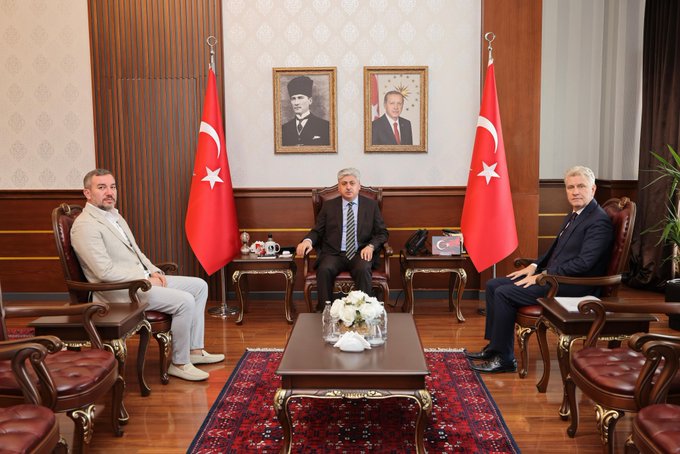 Sakarya Valisi Rahmi Doğan, Sakaryaspor Yönetimini Kabul Etti