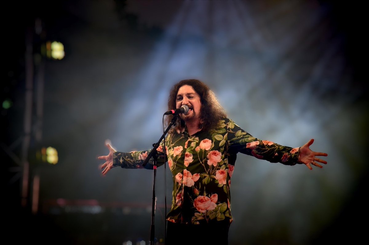 Tack för en underbar stund på Västerviks Visfestival igår! ❤️🙏☀️ Vi var kärlek, eufori och kosmiska tillsammans! ⭐️🌸