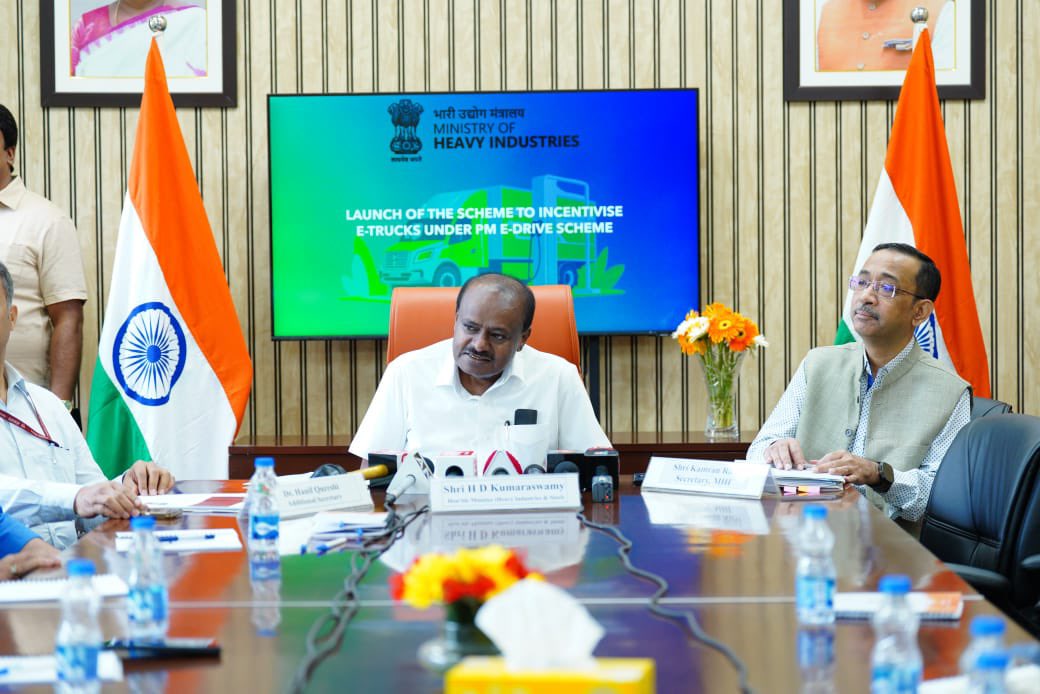 Ministry of Heavy Industries (@mhi_goi) on Twitter photo Hon’ble Union Minister of Heavy Industries & Steel Shri <a href="/hd_kumaraswamy/">ಹೆಚ್.ಡಿ.ಕುಮಾರಸ್ವಾಮಿ | H.D.Kumaraswamy</a> launches the Scheme to incentivise e-Trucks under the PM E-DRIVE, guided by the vision of Hon’ble PM Shri <a href="/narendramodi/">Narendra Modi</a>. This is the first time the Government of India has launched support for electric trucks Hon’ble Union Minister of Heavy Industries & Steel Shri <a href="/hd_kumaraswamy/">ಹೆಚ್.ಡಿ.ಕುಮಾರಸ್ವಾಮಿ | H.D.Kumaraswamy</a> launches the Scheme to incentivise e-Trucks under the PM E-DRIVE, guided by the vision of Hon’ble PM Shri <a href="/narendramodi/">Narendra Modi</a>. This is the first time the Government of India has launched support for electric trucks
