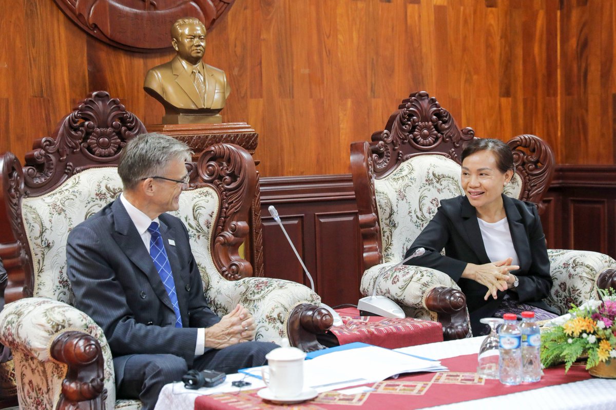 WR_LaoPDR's tweet image. 🤝Delighted to meet new Minister of Health HE Mme Baykham Khattiya
#HealthForAll means close collaboration. Pleased to discuss 🇱🇦’s health achievements, 75 years of partnership + future collaboration on health financing, digital health and data, climate/disease response + more!