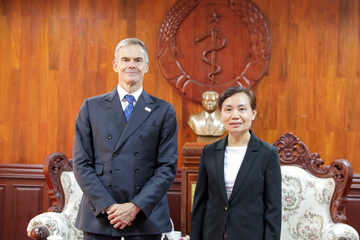 WR_LaoPDR's tweet image. 🤝Delighted to meet new Minister of Health HE Mme Baykham Khattiya
#HealthForAll means close collaboration. Pleased to discuss 🇱🇦’s health achievements, 75 years of partnership + future collaboration on health financing, digital health and data, climate/disease response + more!