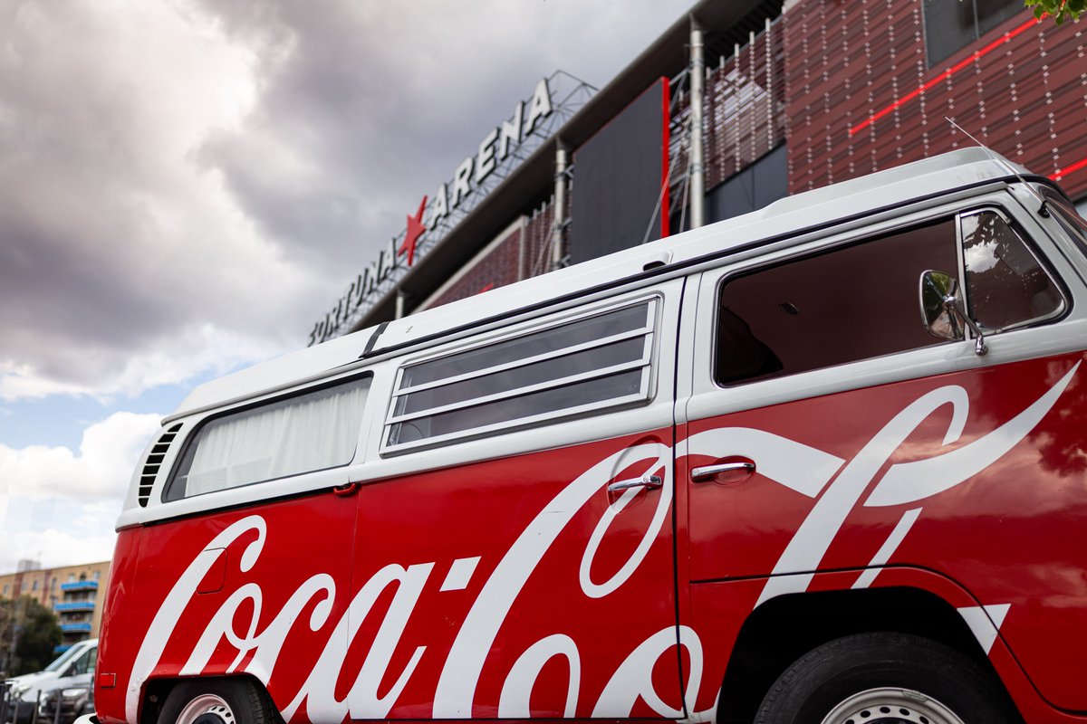 slavia_eng's tweet image. ❤️️🤍 You can never have too much red and white
SK Slavia Praha is proud to announce a new partnership with the globally renowned brand Coca-Cola, now the official beverage partner of the club. Here’s to success and to sharing a drink along the way! 🤗