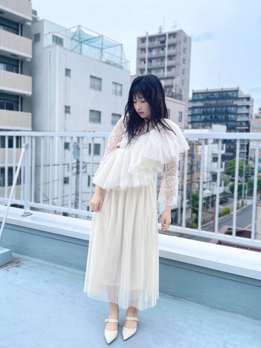 声優グランプリ8月号
連載だけではなく、3rd single「Meteor」についてのお写真やインタビューも掲載していただいております✨✨✨

フワフワのヘアスタイルに
フワフワのお洋服
軽やかにスキップしたくなるような撮影でした💃🏻
ぜひチェックしてくださいね〜！
#声グラ