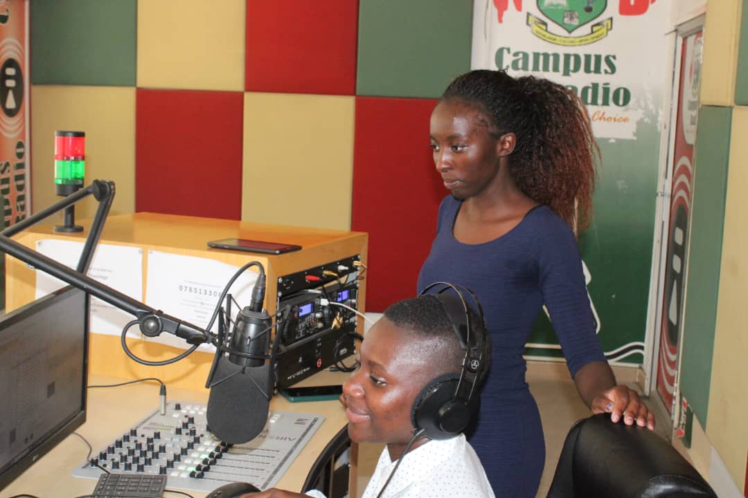 IMSforfreemedia's tweet image. #ImpactReport2025: Making journalism financially viable is one of the bigger challenges facing media today. The newspaper @TellZimbabwe and multiple community radio stations in Zimbabwe have found ways to start securing their future. Read more here: mediasupport.org/damascene-mome…