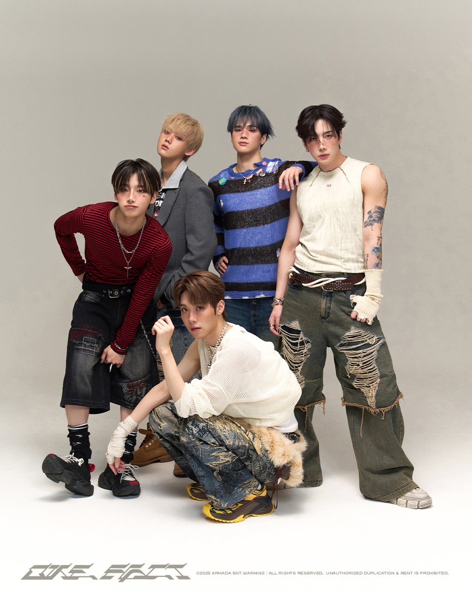 ONE PACT 4th Mini Album ‘ONE FACT’

CONCEPT PHOTO : N VER.

2025.07.22 (KST) RELEASE

#ONEPACT #원팩트 #ONEFACT
#JONGWOO #종우
#JAYCHANG #제이창
#SEONGMIN #성민
#TAG #태그
#YEDAM #예담