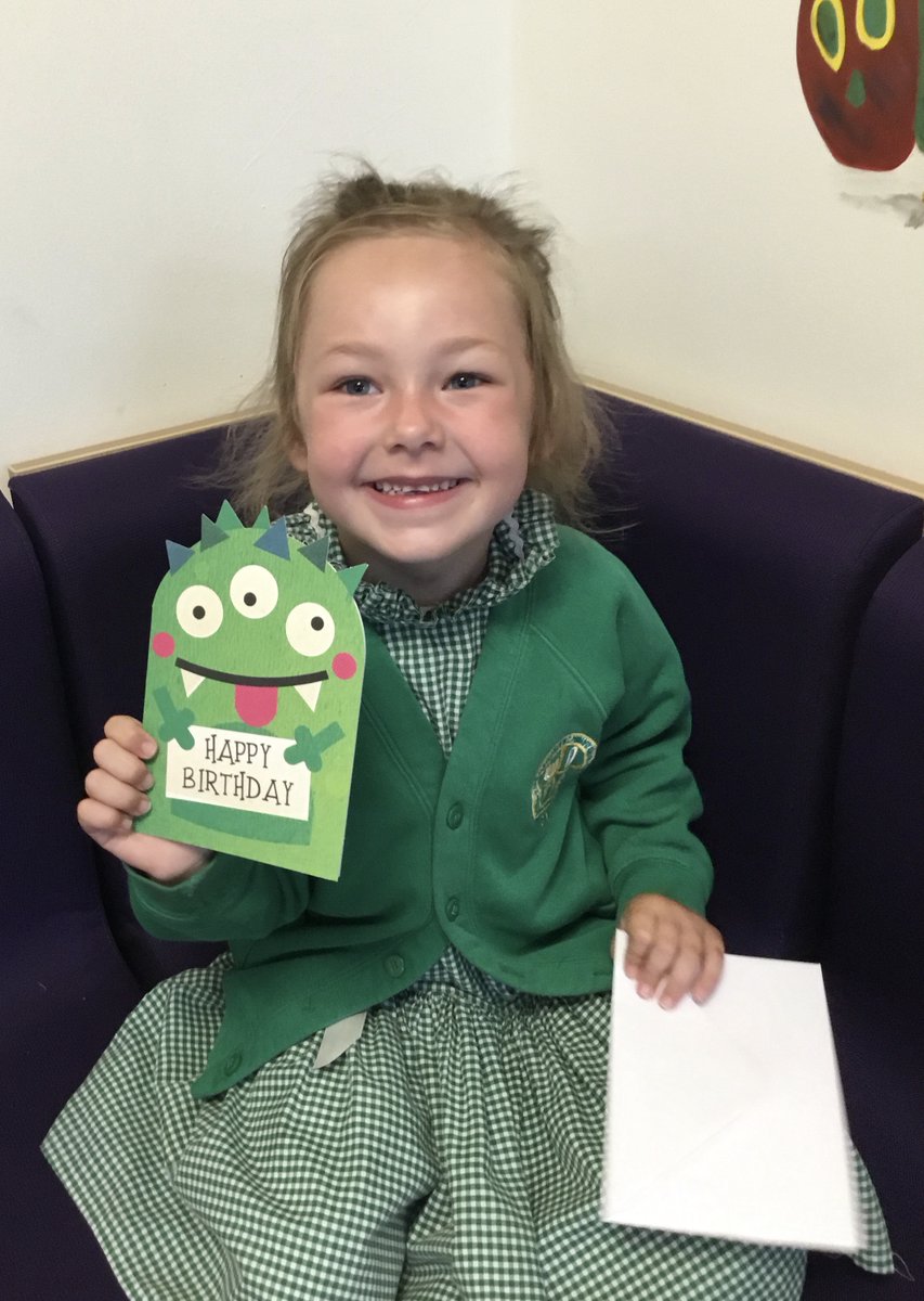 🌟Weekend Birthday!🌟

We would like to wish a very Happy Birthday to this pupil in Year 1 who will be celebrating her 6th birthday over the weekend.

We hope you have a fantastic day! 🎂🎉