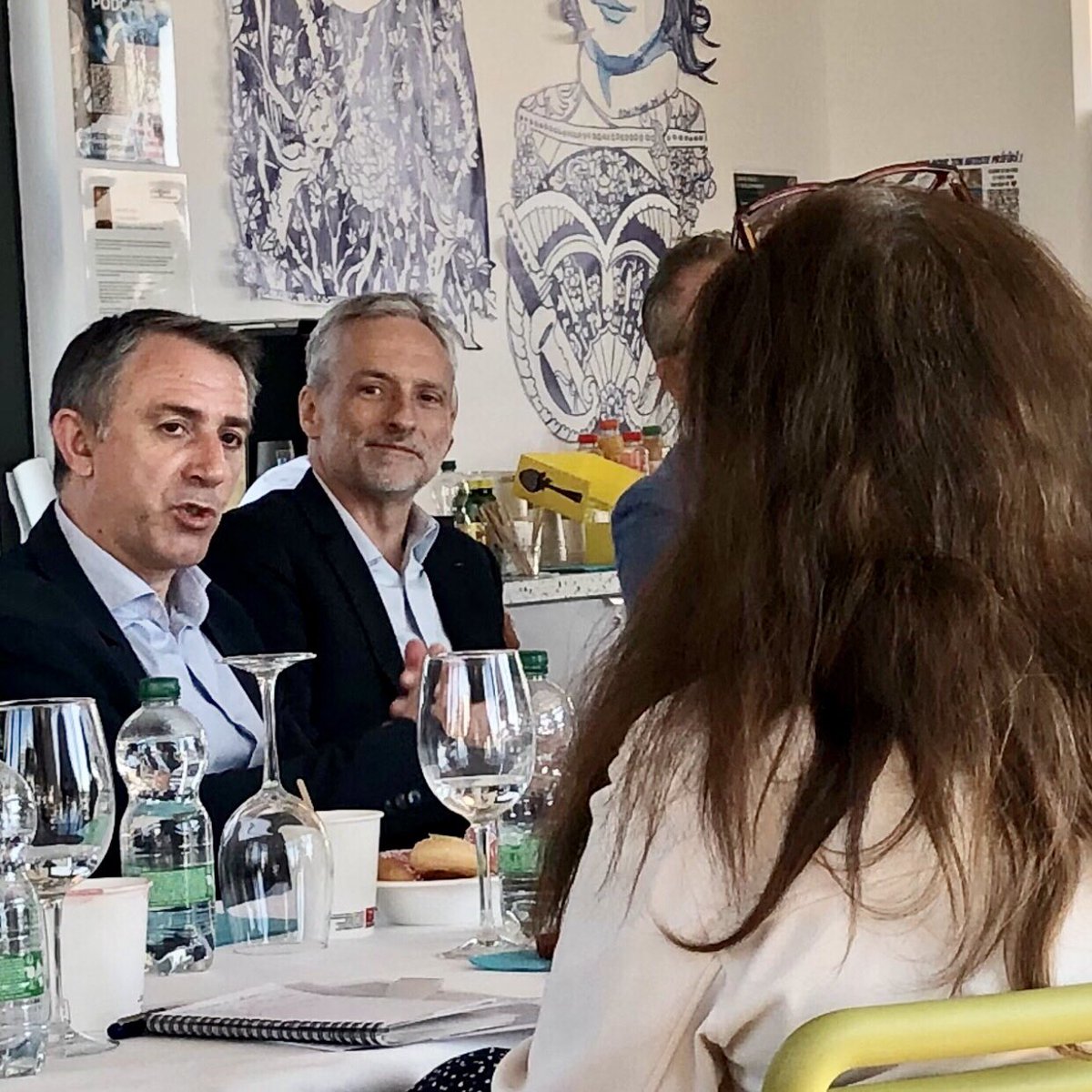 🎤 fiers d’avoir accueilli Benoît Coquart, DG du Groupe Legrand, au <a href="/ClubAudace/">Club de l'Audace</a> ☕️
Un échange inspirant autour d’un #leadership lucide, engagé et tourné vers l’#avenir.
Merci pour votre vision et votre énergie
#Industrie #Innovation #ClubAudace <a href="/essecalumni/">ESSEC Alumni</a> <a href="/Legrand/">Legrand</a>  <a href="/TLConseil/">Thomas Legrain, Directeur général</a>