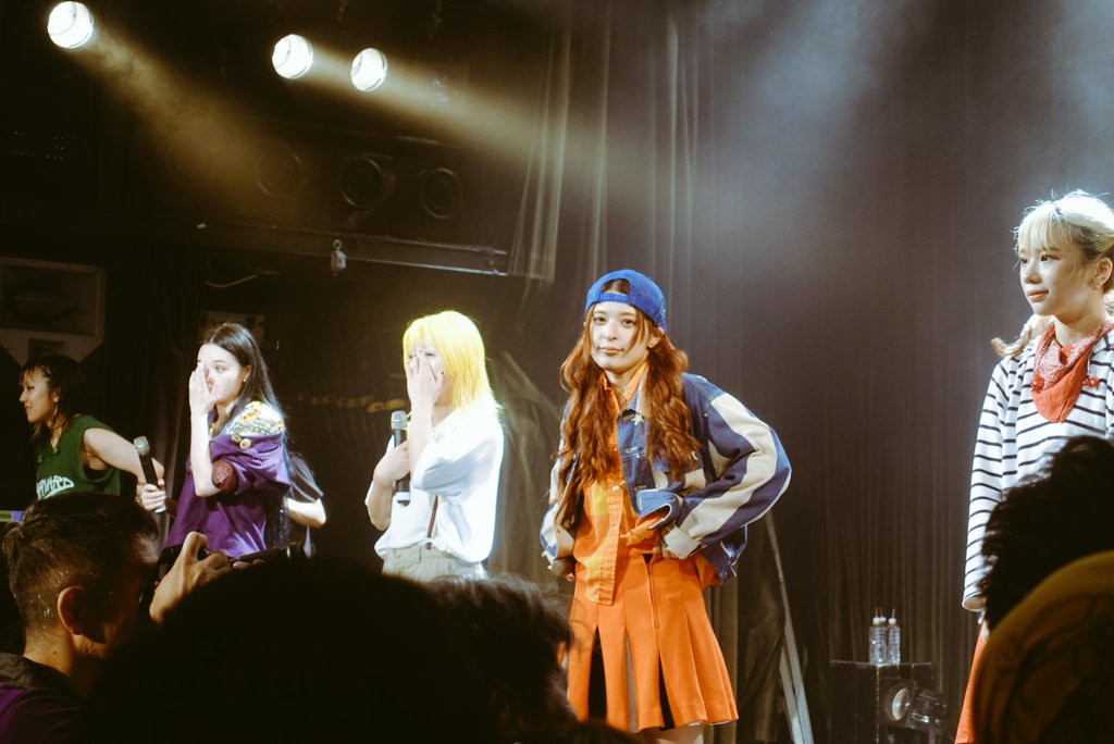 yokosuka22's tweet image. エンディングでふと気付くとプー・ルイさんが｢大丈夫か～、息してるか～｣みたいな表情で見つめていて、大丈夫じゃないけど感張ります！ …みたいな気持ちにはなりました…🥹

#PIGGS渋谷 #PIGGS浴衣 #BBS5 #BOOBOOSTAR