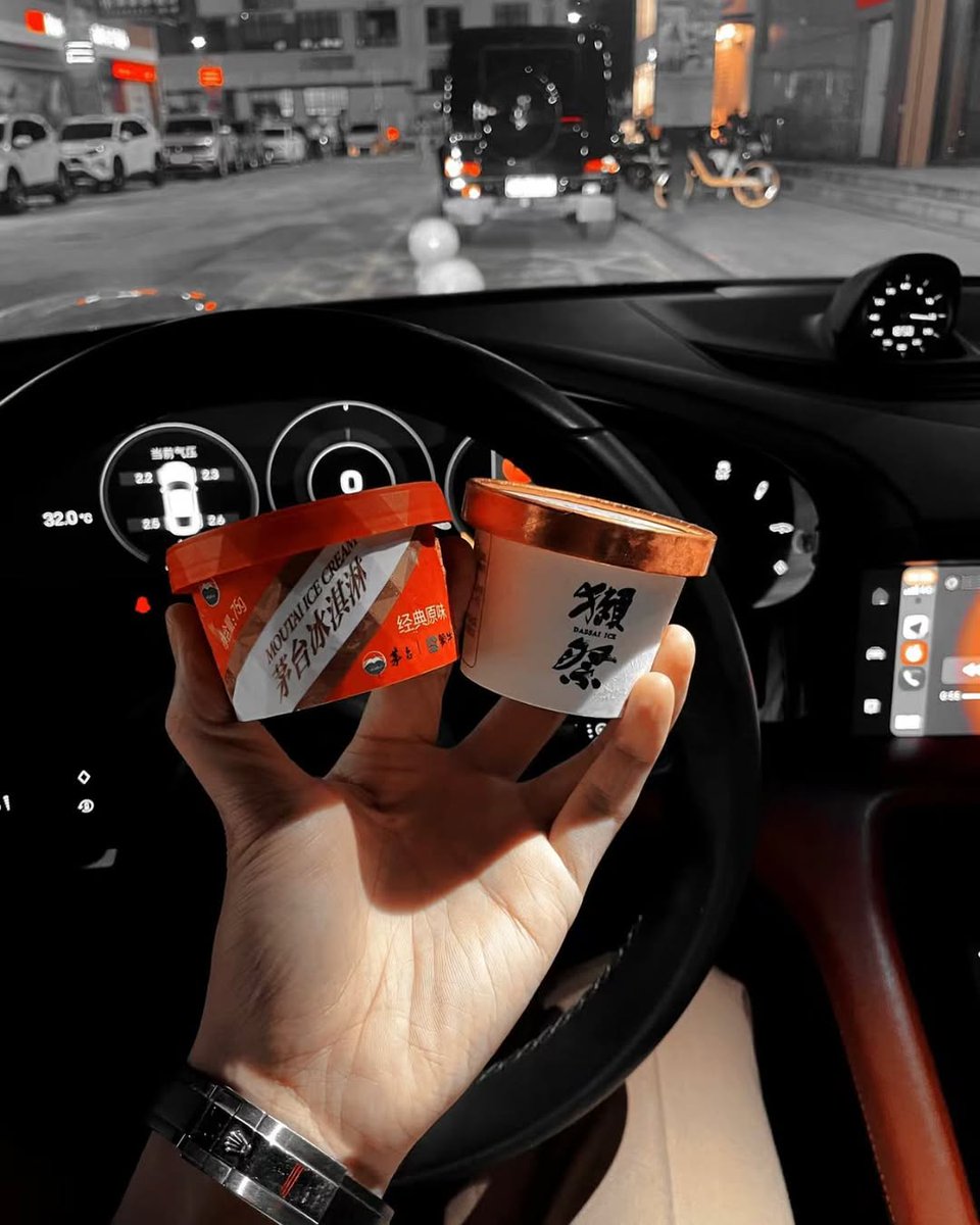 Markets are running hot 🥵🔥 
Keep cool and stack $Moutai