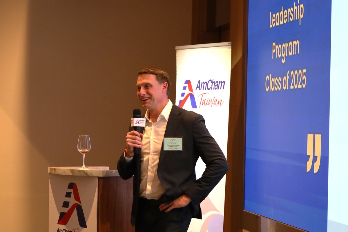 AmChamTaiwan's tweet image. Erik Ramp (GM, Edwards Lifesciences Taiwan) brought energy, wisdom & laughs to our NextGeners at last night’s July session! 💥
🔥 Key takeaways for our NextGeners:
• Growth comes from solving tough problems
• Your team’s win is your win
• Don’t lose sight of family