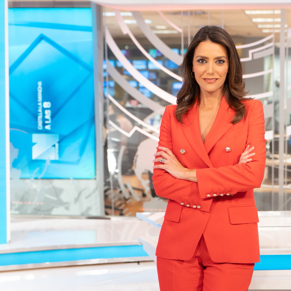 CMM_es's tweet image. Y todo esto con los castellanomanchegos pegados a la actualidad con nuestros informativos:
🔹&apos;CLM a las 2&apos; con @pepetorrecilla y Sonia Trigueros 13.3% con 50.000 espectadores
🔹&apos;CLM a las 3&apos;: 10.1%, alcanzando con su mejor share del año
🔹&apos;CLM a las 8&apos; con Patricia Morales: 8.7%