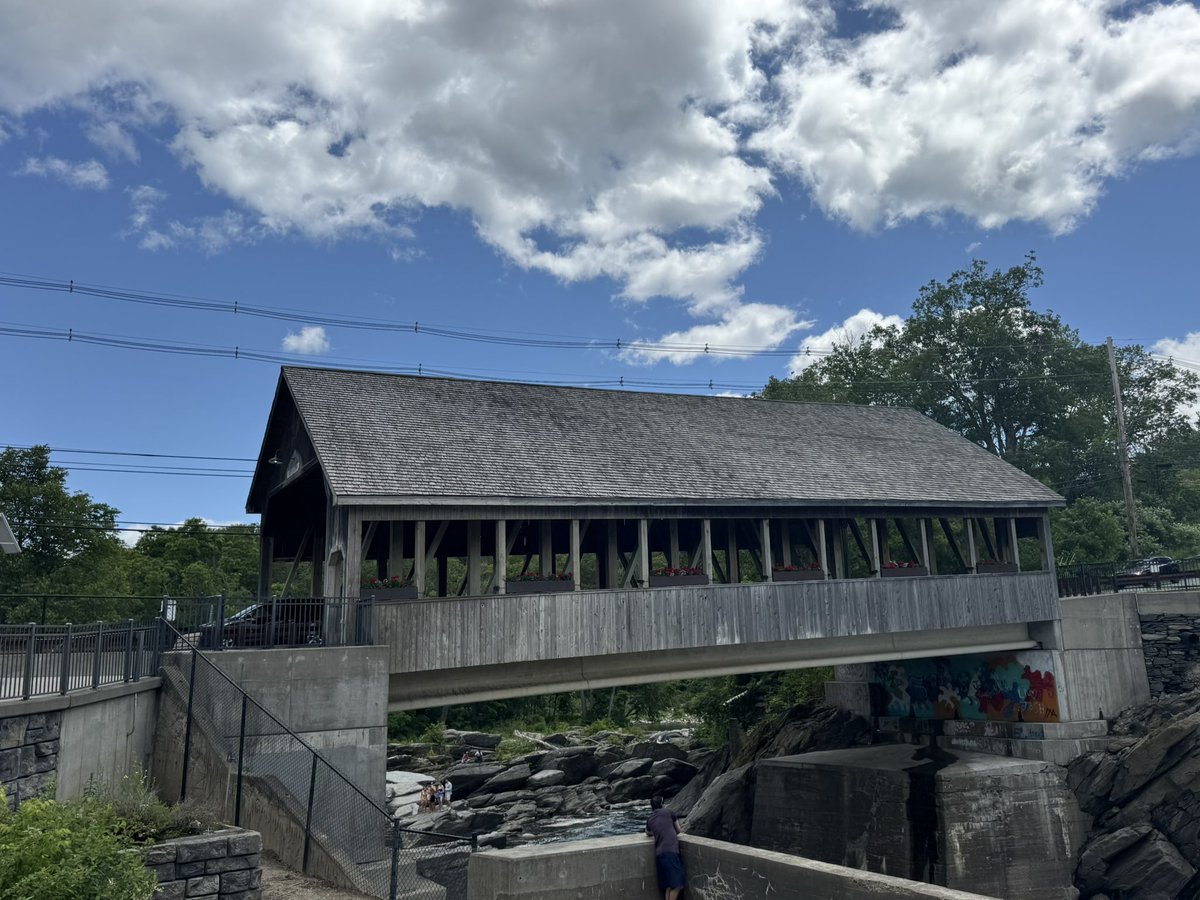 DrBrucePereira's tweet image. The Quechee Covered Bridge, built in 1970, offers dramatic views of the old dam waterfall &amp;amp; a scenic gorge.

#coveredbridge #vermont #quechee