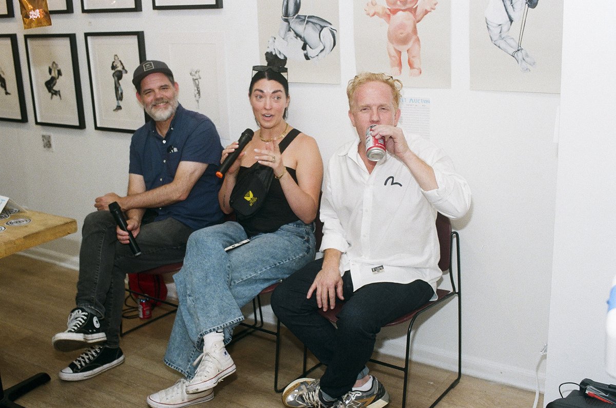 I know nobody ever leaves the bird app, but if you fancy dipping. a toe outside, there are new updates on the HERSOID blog, covering NFT NYC and new items in the shop.

Link below...
