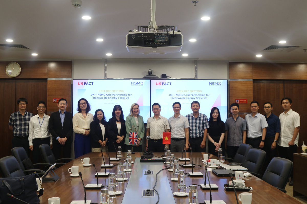 UKinVietnam's tweet image. The 🇬🇧 Embassy, NSMO and Arup launched a new set of technical assistance projects under 🇬🇧 Government’s Partnering for Accelerated Climate Transitions (UK PACT). This £1M initiative aims to enhance the operational capacity of the NSMO and support 🇻🇳’s energy transition.