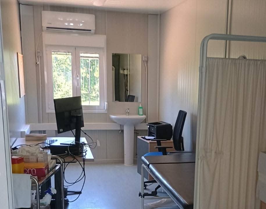 🥼🩺El #Sespa prestará atención sanitaria en el edificio modular instalado en 𝐕𝐞𝐠𝐚-𝐋𝐚 𝐂𝐚𝐦𝐨𝐜𝐡𝐚 a partir del lunes

🥼🩺El dispositivo mantendrá los horarios y la actividad hasta la apertura del nuevo consultorio, que se construirá en el mismo emplazamiento que el