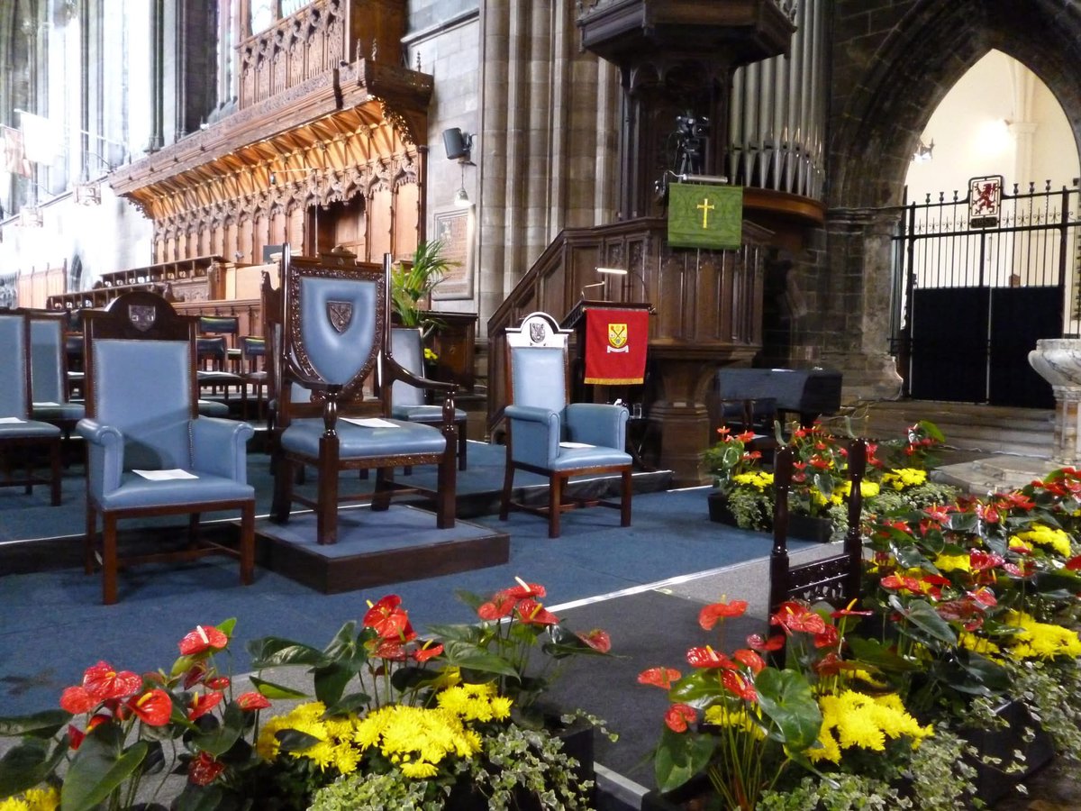 Last day of University of the West of Scotland graduations at the Abbey and the sun is shining.