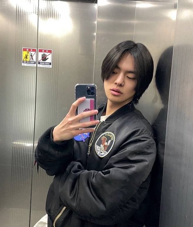 LEELEOBASE's tweet photo. bare-faced leo >>> https://t.co/RjiDofbilz