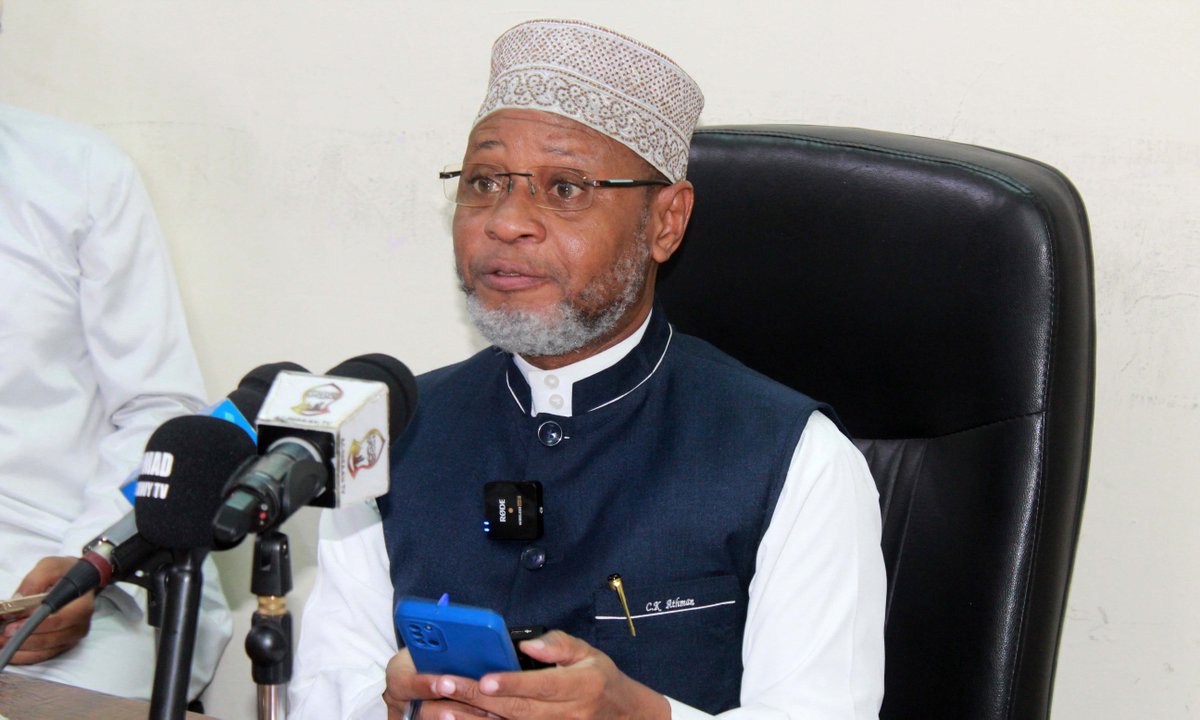 MAWAIDHA YA KIISLAMU: Tukithirishe kuwakumbuka waliotangulia mbele ya haki 
 zurl.co/gJegs