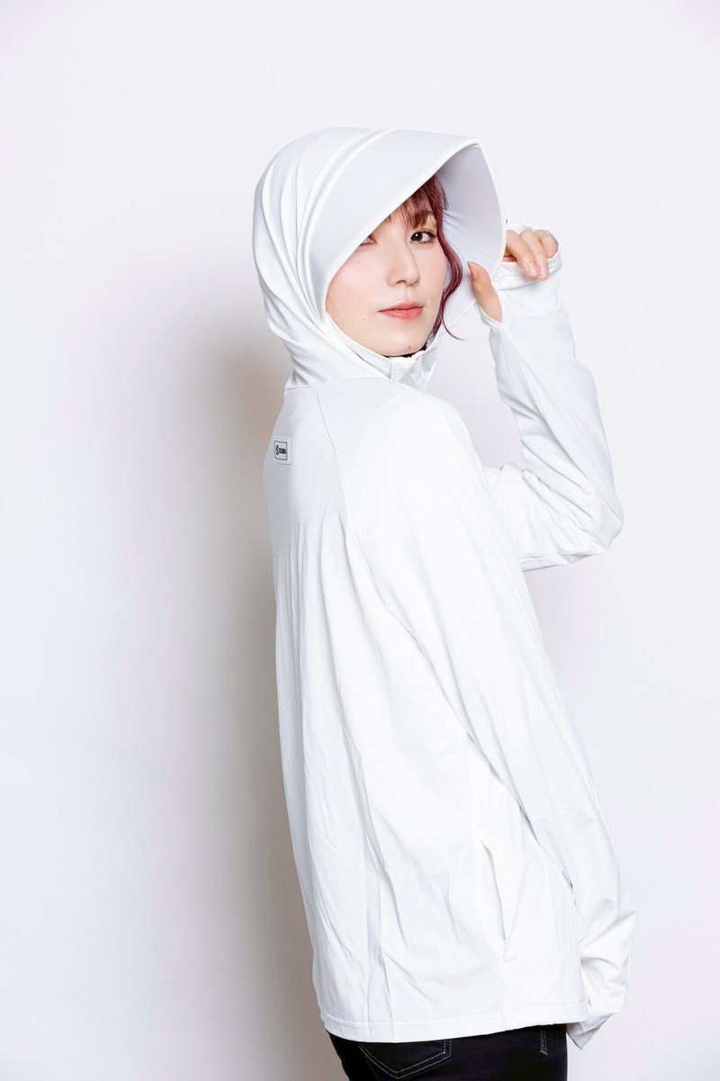 scandal_band's tweet image. 【GOODS】
“日差しも熱気もカットする、UPF50×冷感のW対策素材を使用した「冷感パーカー」”の発売が決定!
/
7/11(金)20:00
ONLINE STOREにて販売開始📣
\
この機会にぜひご利用ください☀️
▽ONLINE STORE
rooftoponlinestore.com/shopbrand/ct10…
☑詳細はこちら
scandal-4.com/news/cooling-z…