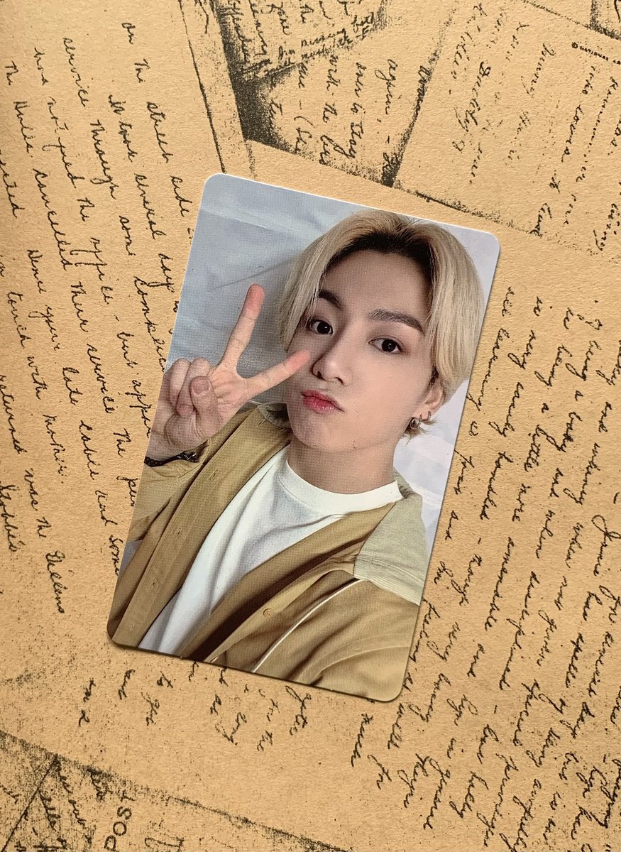 lov3mails's tweet photo. :¨·.·¨:
`·. 💌 happy mail from: @gyulovcart *
hello, blonde koo is finally home! i’ve been wanting this pc for a very long time na, so thank you so much for packing him safely and for the smooth transaction 🫶🏻 ‘till next time.
— 𓆩♡𓆪 ꒰ #lov3mails #gyulovbudol ꒱ . . . https://t.co/9y7EBeiIFM