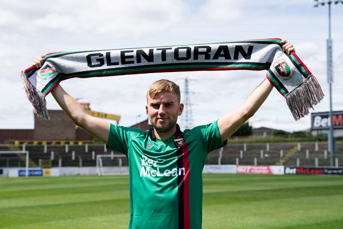 Glentoran FC (@glentoran) on Twitter photo ๐๐ฎ๐ฟ๐บ๐ผ๐๐ฟ ๐ถ๐ ๐ฎ ๐๐น๐ฒ๐ป๐บ๐ฎ๐ป!
Glentoran Football Club is delighted to confirm the signing of highly regarded centre-back Daniel Larmour from Crusaders for an undisclosed fee.
The 26-year-old defender has signed a three-year deal at the BetMcLean Oval, becoming ๐๐ฎ๐ฟ๐บ๐ผ๐๐ฟ ๐ถ๐ ๐ฎ ๐๐น๐ฒ๐ป๐บ๐ฎ๐ป!
Glentoran Football Club is delighted to confirm the signing of highly regarded centre-back Daniel Larmour from Crusaders for an undisclosed fee.
The 26-year-old defender has signed a three-year deal at the BetMcLean Oval, becoming
