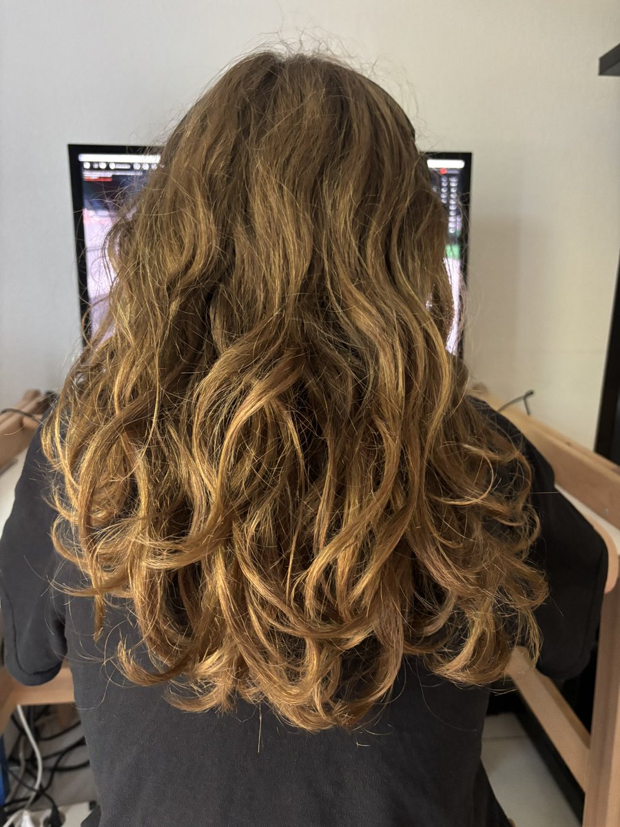 An Capoen tweet media