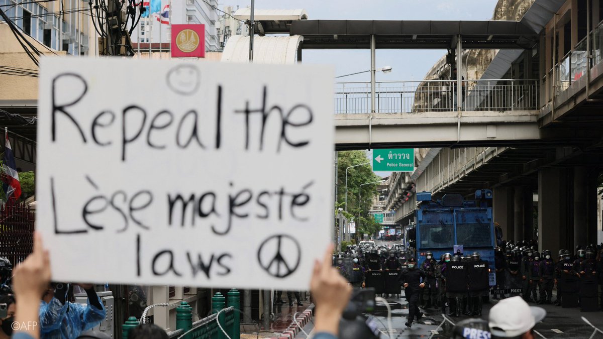 UN_SPExperts's tweet image. UN experts urge #Thailand to drop charges against Pimsiri Petchnamrob & other pro-democracy rights defenders.
Experts reiterate their call to the Govt of 🇹🇭 to revise & repeal lèse-majesté laws, which suppress freedom of expression & peaceful assembly.
ohchr.org/en/press-relea…