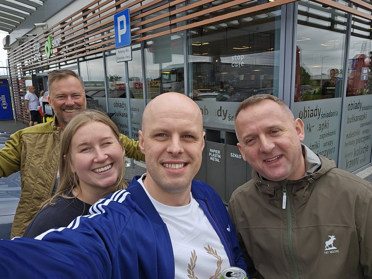 Mati_casual_PL's tweet image. Gdansk ➡️ Berlin 🎶🔊🍻 
@adiFamily_ 
#Adidas #ravetheplanet #Berlin