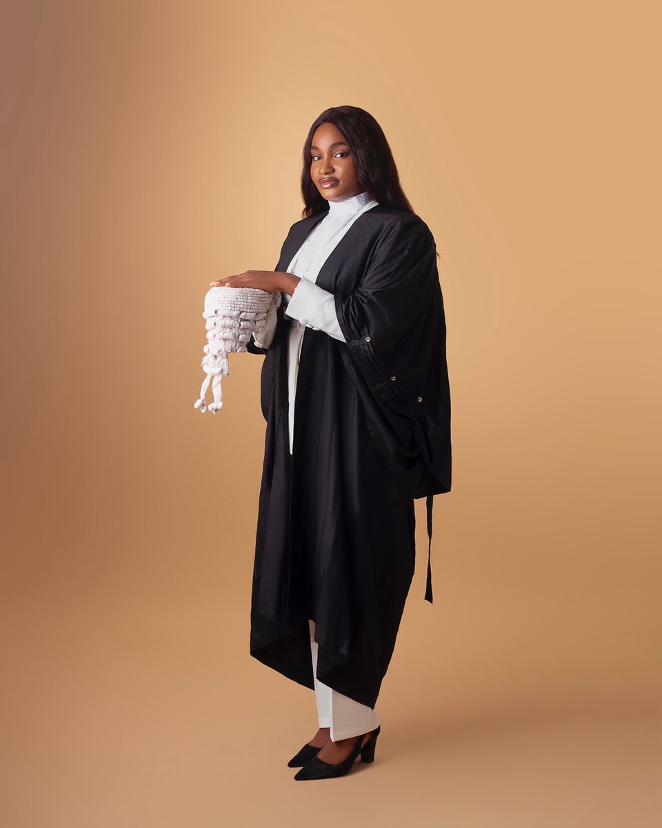 Your girl is a LAWYER👩‍💼
D. C OKANGBA B.L (First Class Honors) LL.B (First Class Honors) AiCarb (UK), Grad. ICSAN
👩‍⚖️ OVERALL BEST STUDENT IN CIVIL LITIGATION 
👩‍⚖️ 3RD OVERALL BEST GRADUATING STUDENT 
👩‍⚖️ DOUBLE FIRST CLASS AND DOUBLE BEST GRADUATING STUDENT

ONCE A BGS, ALWAYS A BGS