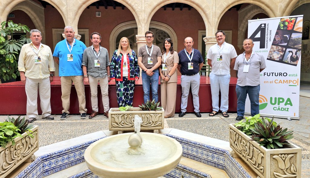 UPA ANDALUCÍA (@upaandalucia) on Twitter photo Nos encontramos en el Castillo de Luna del <a href="/AytoRota/">Ayuntamiento de Rota</a> para celebrar el 4° Congreso de <a href="/CadizUpa/">Upa Cádiz</a>, donde nuestra compañera Azucena González saldrá reelegida como secretaria general. Hoy la acompañamos en la última cita congresual de las provincias en Andalucía. #UPAAndalucíaEsFuturo Nos encontramos en el Castillo de Luna del <a href="/AytoRota/">Ayuntamiento de Rota</a> para celebrar el 4° Congreso de <a href="/CadizUpa/">Upa Cádiz</a>, donde nuestra compañera Azucena González saldrá reelegida como secretaria general. Hoy la acompañamos en la última cita congresual de las provincias en Andalucía. #UPAAndalucíaEsFuturo