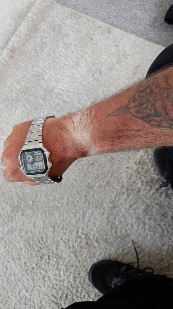 Funtera's tweet image. Was a bit warm yesterday!
I will eventually start posting some images from the last year in the Loop when I get some motivation to edit them