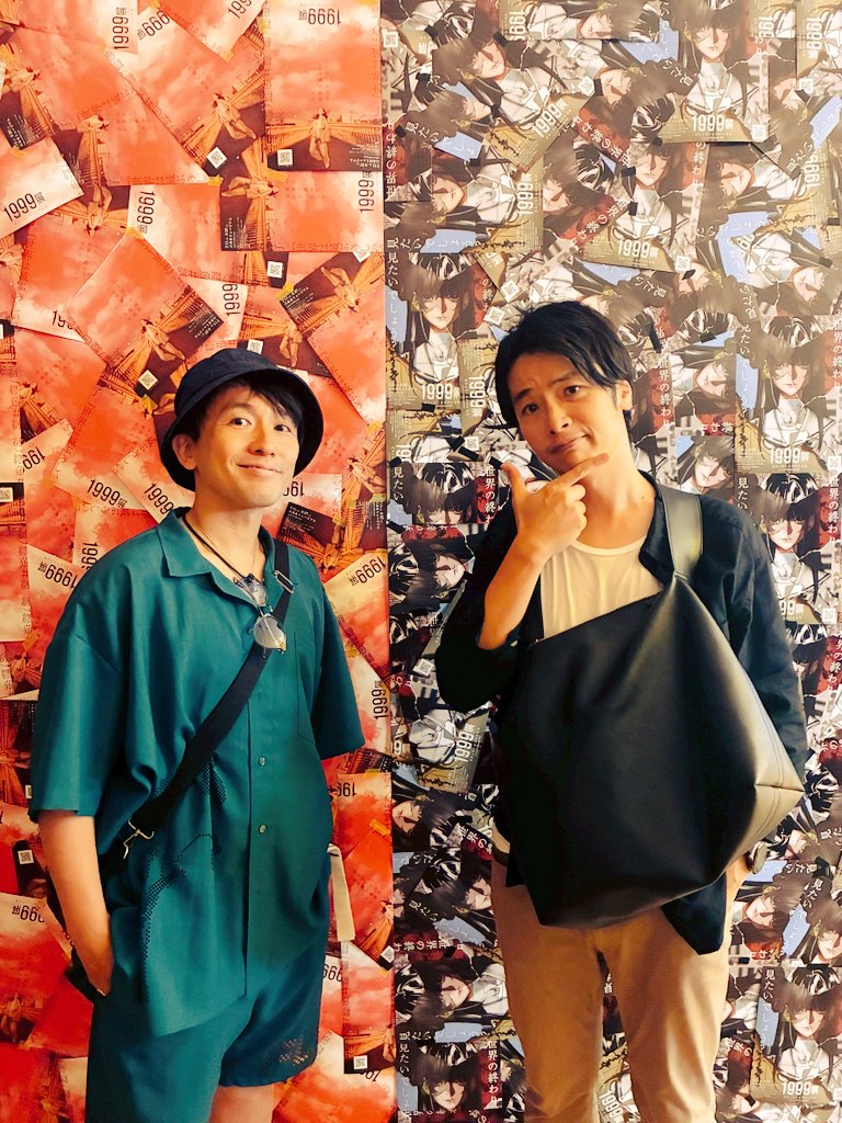 da_shino's tweet photo. 昨日の思い出。

ホラーゲーム『SIREN』出演者と🟥

#1999展
#SIREN2025 https://t.co/lXtYP9TFFQ