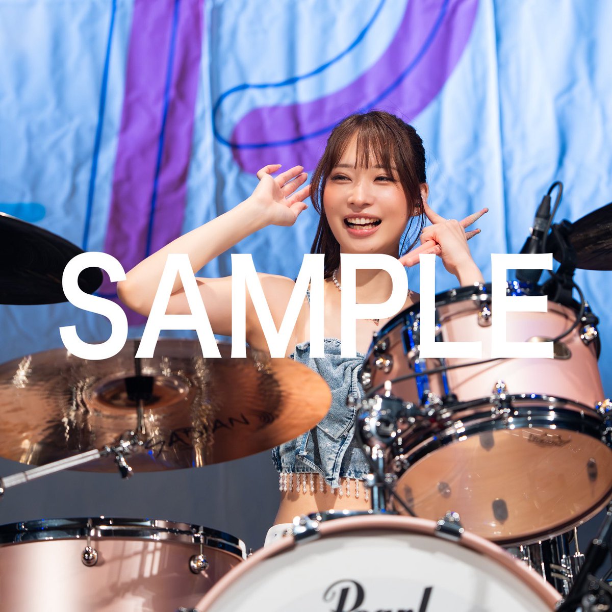 kuma22_6's tweet image. きみとバンドファンの皆さまお待たせしました。
なんとか福岡公演より1日早くアップ出来ました!
よろしくお願いします🙇
kimitoband-camera.stores.jp/items/6870d566…