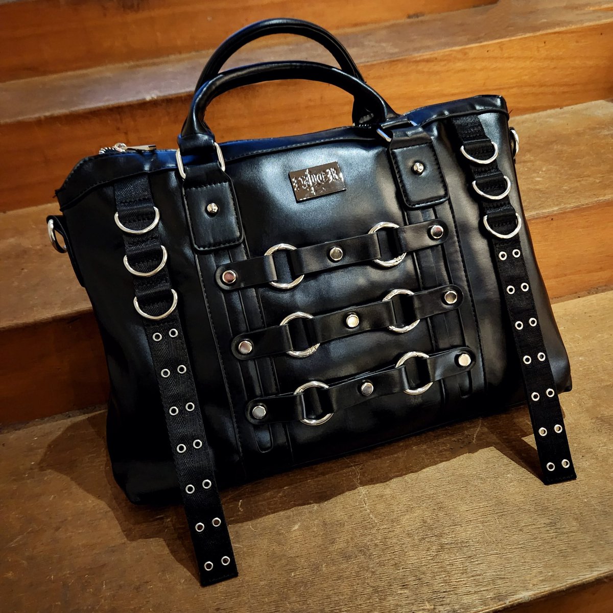 🚫新作案内🚫 【6STORAGE 4WAY VISUAL BAG】 利便性もデザイン性も充実