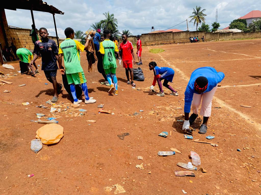 RuWCED's tweet photo. 🌎💪 At RuWCED, we're not just about promoting equality, mental health, peace, and social cohesion through sports... We're also passionate about protecting our environment and keeping our communities clean! 🌿💚

#FIFAFoundation 
#EnvironmentalProtection 
#CleanlinessMatters https://t.co/y751oOXMLd