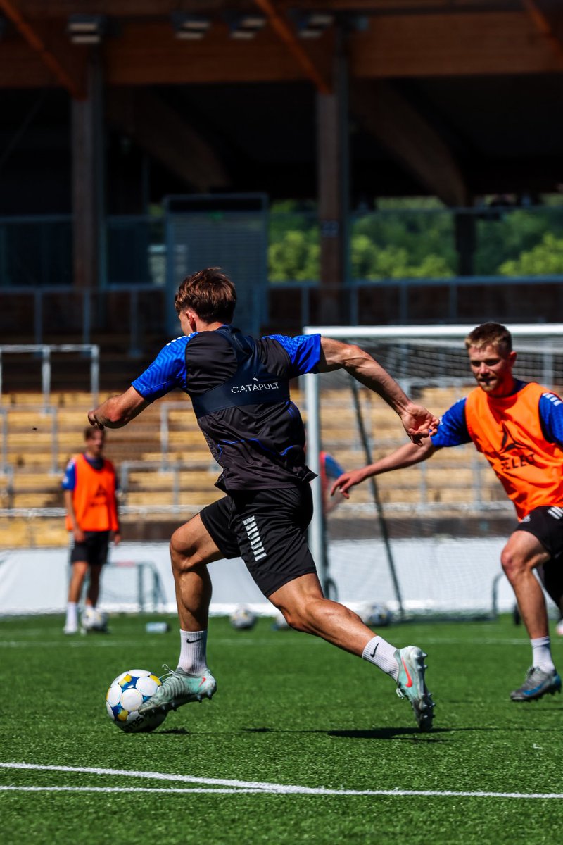 ☀️ Soliga förberedelser inför måndagens match! 

🏟️ Vi ses väl på Studan? Gör som över 4500 personer redan gjort - säkra din biljett till Sirius-Mjällby via siriusfotboll.ebiljett.nu.