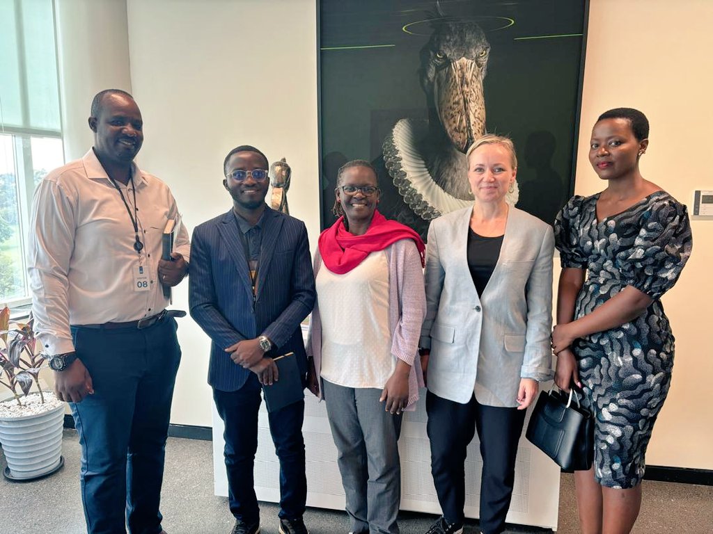 Oslo (@oslo_danz) on Twitter photo Recently led a team from <a href="/ElevateHerUg/">Elevate her ug</a> to the <a href="/NLinUganda/">Embassy of the Netherlands in Uganda</a> where we engaged in fruitful discussions on SRHR issues of mutual interest. Collaborating for a healthier future! #SRHR #Partnerships Recently led a team from <a href="/ElevateHerUg/">Elevate her ug</a> to the <a href="/NLinUganda/">Embassy of the Netherlands in Uganda</a> where we engaged in fruitful discussions on SRHR issues of mutual interest. Collaborating for a healthier future! #SRHR #Partnerships