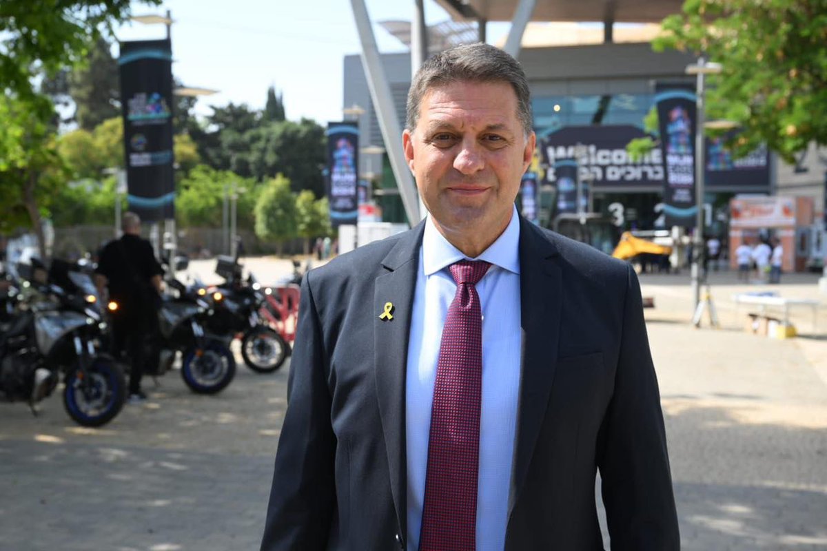 חברות וחברים יקרים, הודעה אישית ממני אליכם: 

אחרי שנה שלמה של עבודה מסביב לשעון, בשבוע הבא ב-16-17 ביולי, יתקיים אירוע הדגל של השלטון המקומי ועידת המוני-אקספו 2025. 

במשך יומיים, יגיעו אלפי מבקרים מכל קצוות הארץ לקחת חלק בוועידה הגדולה בישראל, ביניהם בכירי מקבלי ההחלטות, שרים,