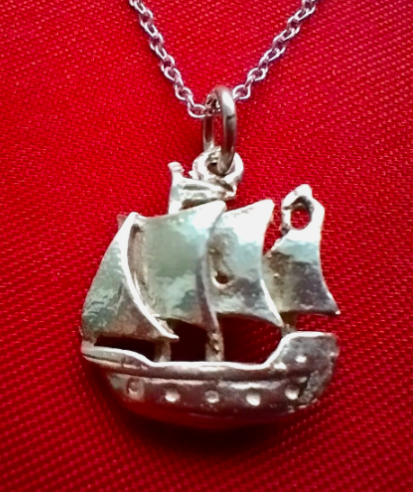 InessaW29's tweet photo. Check out Lovely Vintage STERLING SILVER NECKLACE with SHIP Pendant GREAT for GIFT UK
https://t.co/Im5ixKfhxn
#MHHSBD #vintage #collector #Silver #nautical #ships #pendant #vintagesale #gifts #viral #surprise #gifts #promgift #SaiLife #birthday #magical #presentreview https://t.co/Ft62rEjBlC