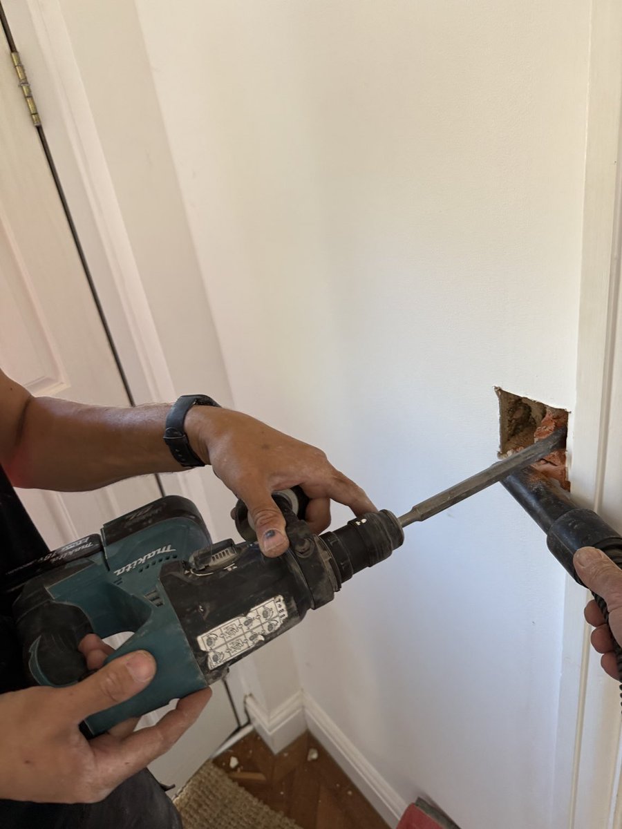 My Sparkey with a hover that I had to hold 😂🍺