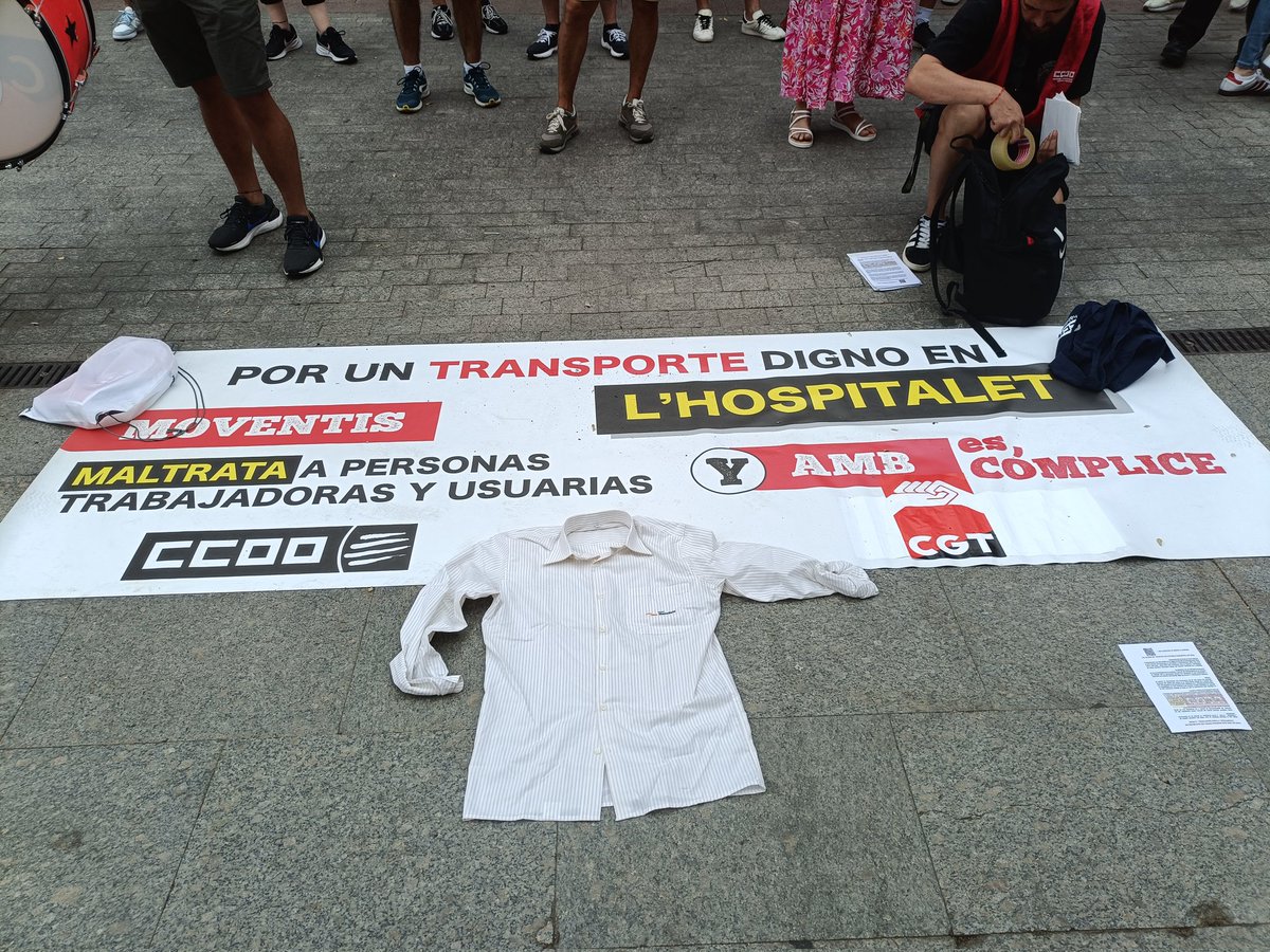 Charlie(CarlesNadal) (@cnadal8) on Twitter photo FORA <a href="/BusLlobregat/">Moventis Llobregat</a> (Moventis) de L'H
Tic tac... educació...tardor 🔥🔥 a L'H
<a href="/1971TONIMORA/">Toni Mora Núñez🇺🇦</a> <a href="/carlesmanza/">Carles Manzanares i Guadalajara 🔻</a> <a href="/jaumegraells/">Jaume Graells</a> <a href="/DavidQuirosLH/">David Quirós Brito</a> <a href="/ccoocatalunya/">CCOO de Catalunya</a> <a href="/FSCdeCCOO/">FSC-CCOO</a> <a href="/LauAlza/">Laura Alzamora</a> <a href="/reyeshernandez0/">Reyes Hernández</a>
<a href="/Generaccionpos1/">Generaccionpositiva</a> <a href="/EduMigallon/">Edu Migallón</a>
<a href="/socialistes_cat/">Socialistes PSC/❤</a> <a href="/belenlopezCCOO/">Belén López Sánchez</a> FORA <a href="/BusLlobregat/">Moventis Llobregat</a> (Moventis) de L'H
Tic tac... educació...tardor 🔥🔥 a L'H
<a href="/1971TONIMORA/">Toni Mora Núñez🇺🇦</a> <a href="/carlesmanza/">Carles Manzanares i Guadalajara 🔻</a> <a href="/jaumegraells/">Jaume Graells</a> <a href="/DavidQuirosLH/">David Quirós Brito</a> <a href="/ccoocatalunya/">CCOO de Catalunya</a> <a href="/FSCdeCCOO/">FSC-CCOO</a> <a href="/LauAlza/">Laura Alzamora</a> <a href="/reyeshernandez0/">Reyes Hernández</a>
<a href="/Generaccionpos1/">Generaccionpositiva</a> <a href="/EduMigallon/">Edu Migallón</a>
<a href="/socialistes_cat/">Socialistes PSC/❤</a> <a href="/belenlopezCCOO/">Belén López Sánchez</a>