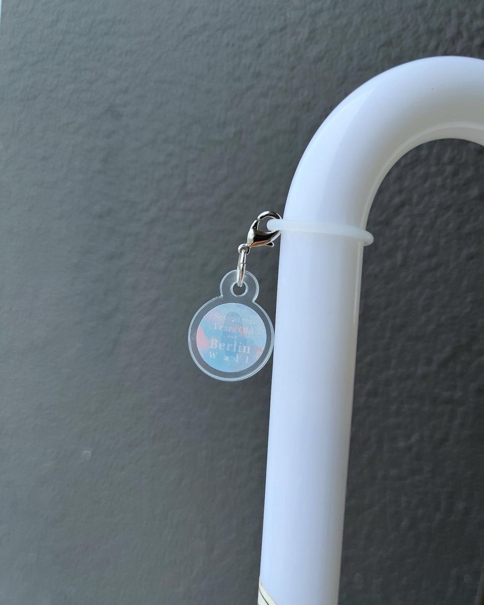 17歳とベルリンの壁 tweet media