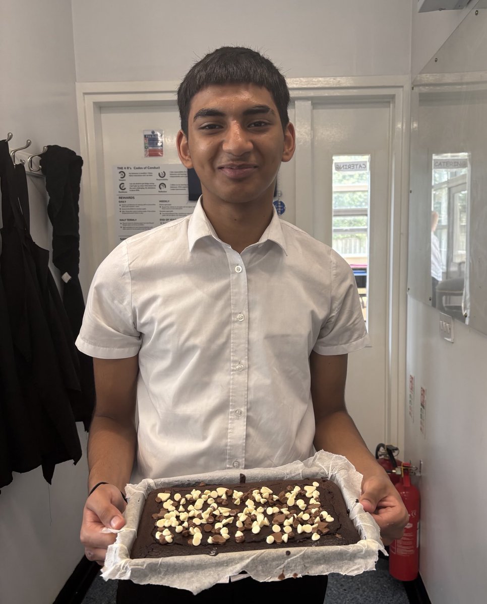 ap_whitley's tweet image. Some good teamwork from pupils this week, making treats for a bake sale; all money raised being sent to Mothershare. ⁦@ImpactMAT⁩