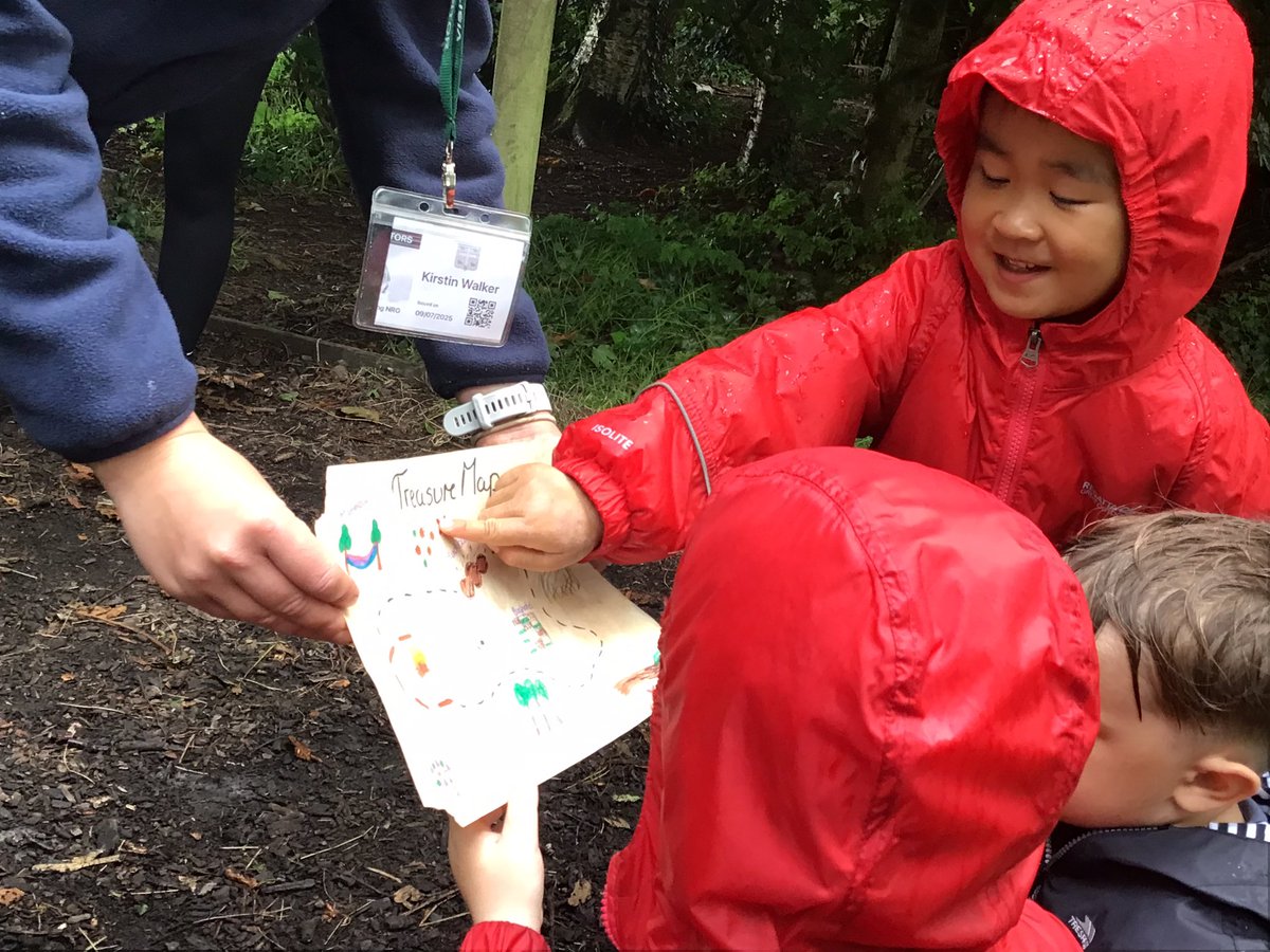 Stedwarddarwen (@stedwarddarwen) on Twitter photo Reception had a great time hunting for treasure and making our own treasure maps from natural resources, during Forest schools this week.
<a href="/RomeroCAT1/">Romero CAT</a> Reception had a great time hunting for treasure and making our own treasure maps from natural resources, during Forest schools this week.
<a href="/RomeroCAT1/">Romero CAT</a>