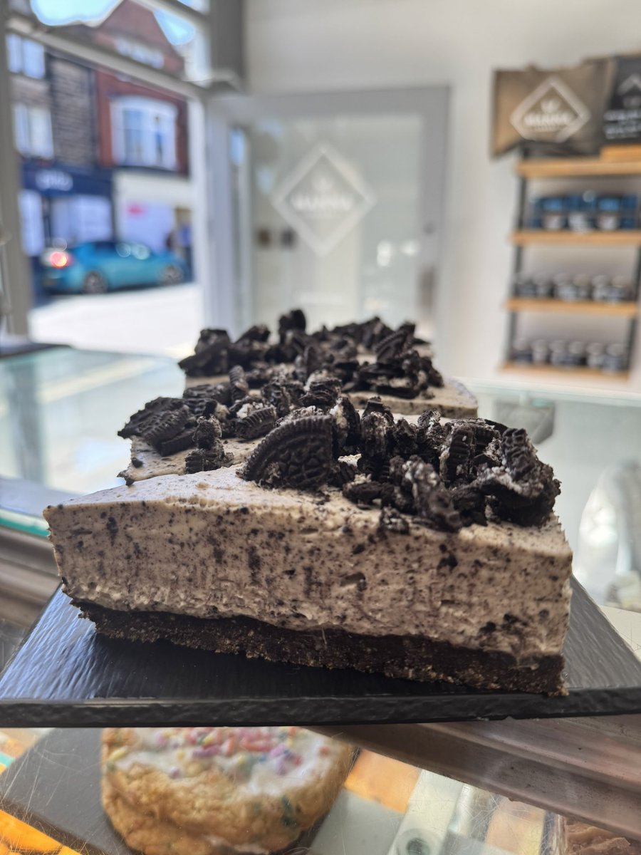 Oreo cheesecake available now! #oreo #cheesecake #chocolate #pudding #dessert #sweet #sweettreat #bakery #harrogate #coldbathroad #shoplocal #homemade #shop #mannabakeryharrogate #yorkshire #food