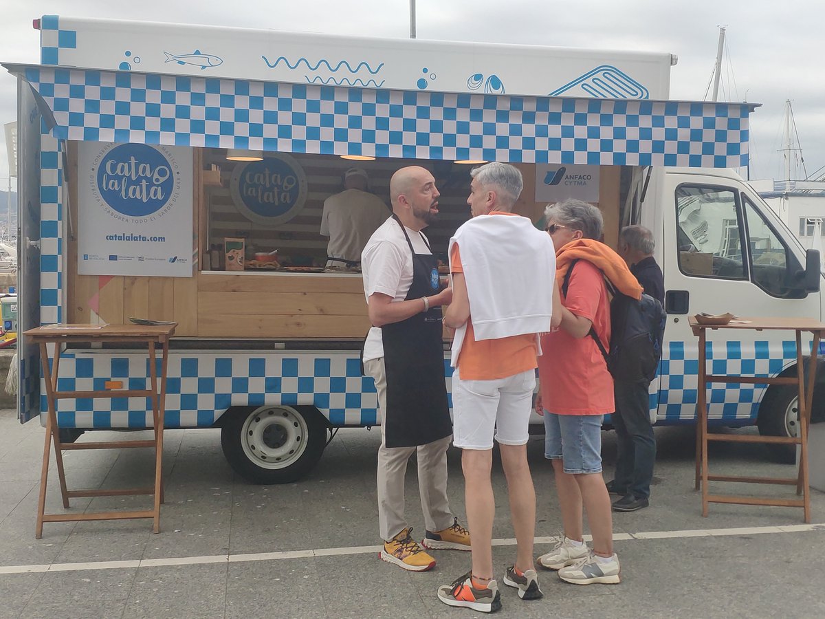 ANFACO-CECOPESCA (@anfacocecopesca) on Twitter photo Hasta el 13 de julio os esperamos en <a href="/VigoSeaFest/">Vigo SeaFest</a> con nuestra foodtruck de degustaciones, showcookings y un taller infantil en colaboración con la <a href="/MarXunta/">Consellería do Mar</a> para descubrir todas las ventajas que ofrecen las conservas y transformados del mar.
📍 Vigo | 📅 10–13 julio Hasta el 13 de julio os esperamos en <a href="/VigoSeaFest/">Vigo SeaFest</a> con nuestra foodtruck de degustaciones, showcookings y un taller infantil en colaboración con la <a href="/MarXunta/">Consellería do Mar</a> para descubrir todas las ventajas que ofrecen las conservas y transformados del mar.
📍 Vigo | 📅 10–13 julio